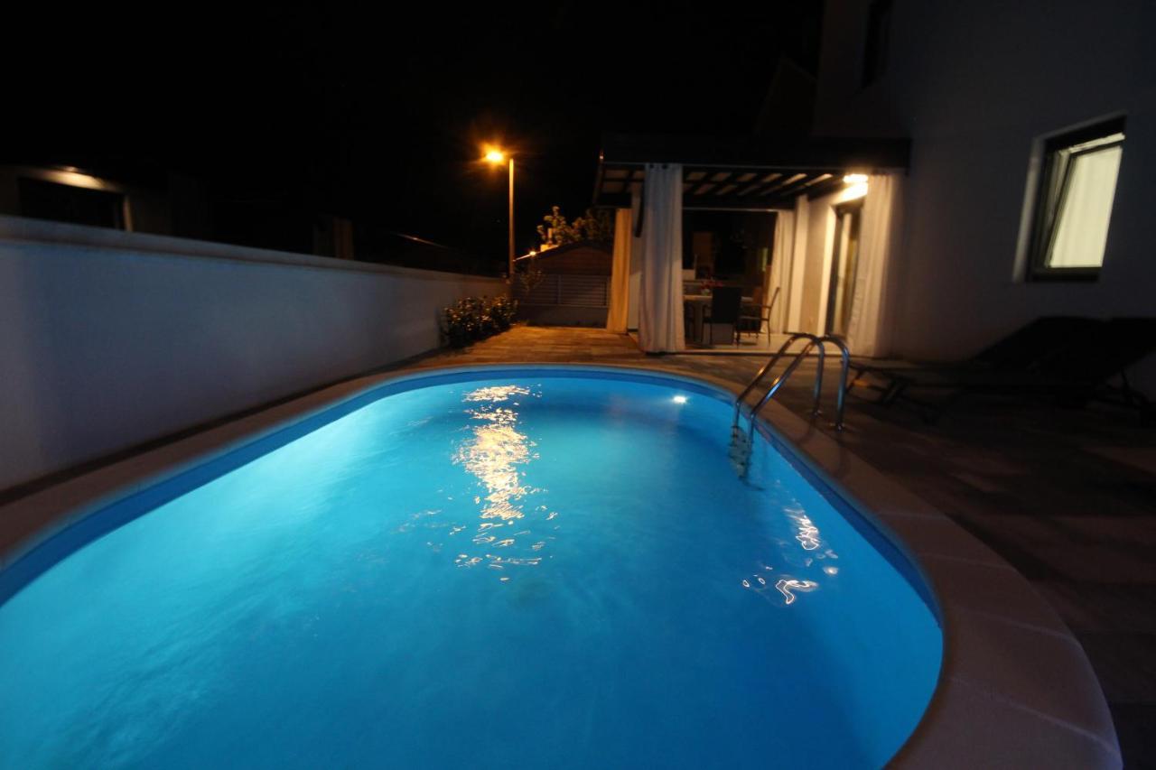 Villa Essenza - Luksuzne Kuce Za Odmor Vodice Eksteriør billede