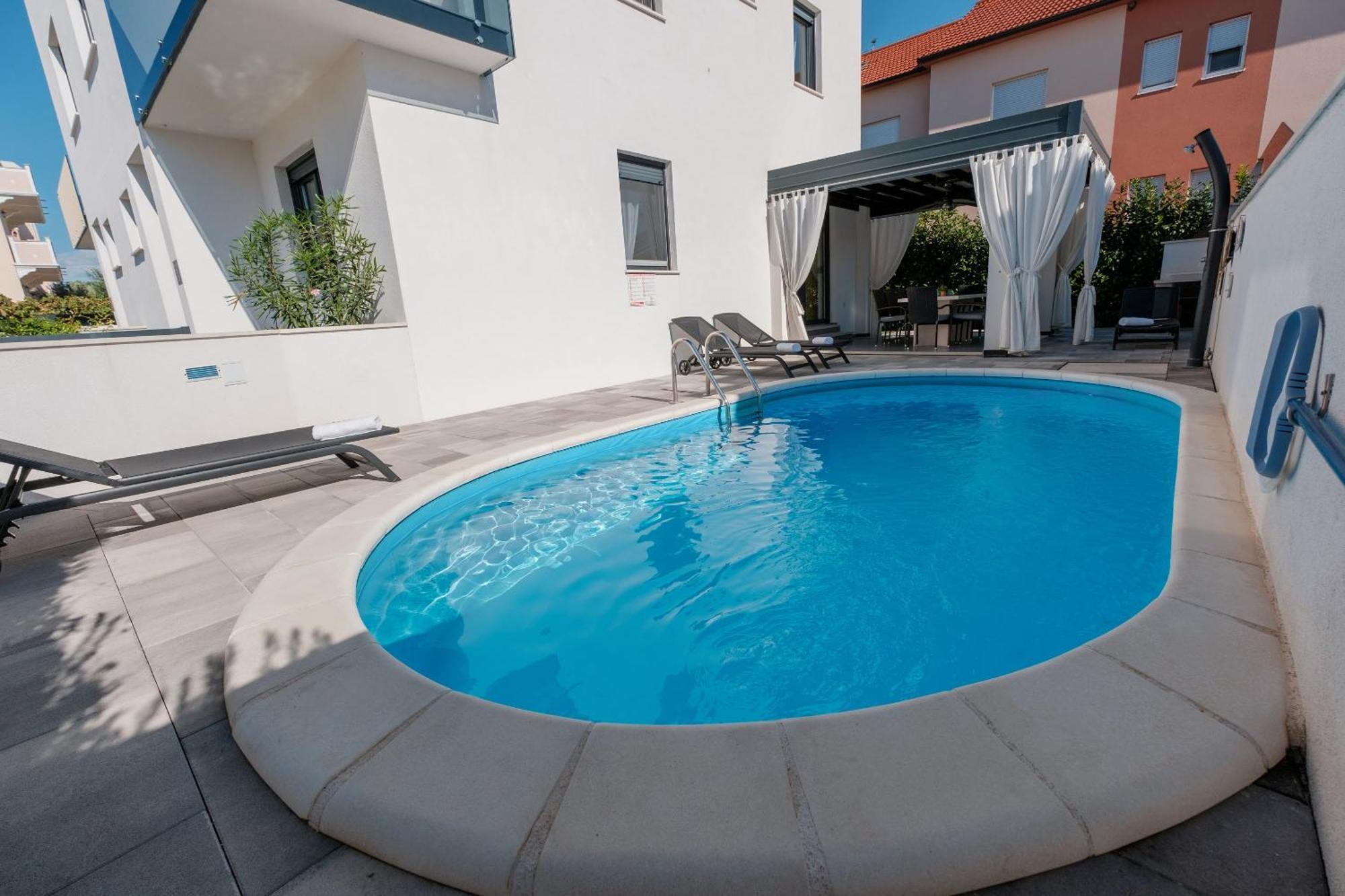 Villa Essenza - Luksuzne Kuce Za Odmor Vodice Eksteriør billede